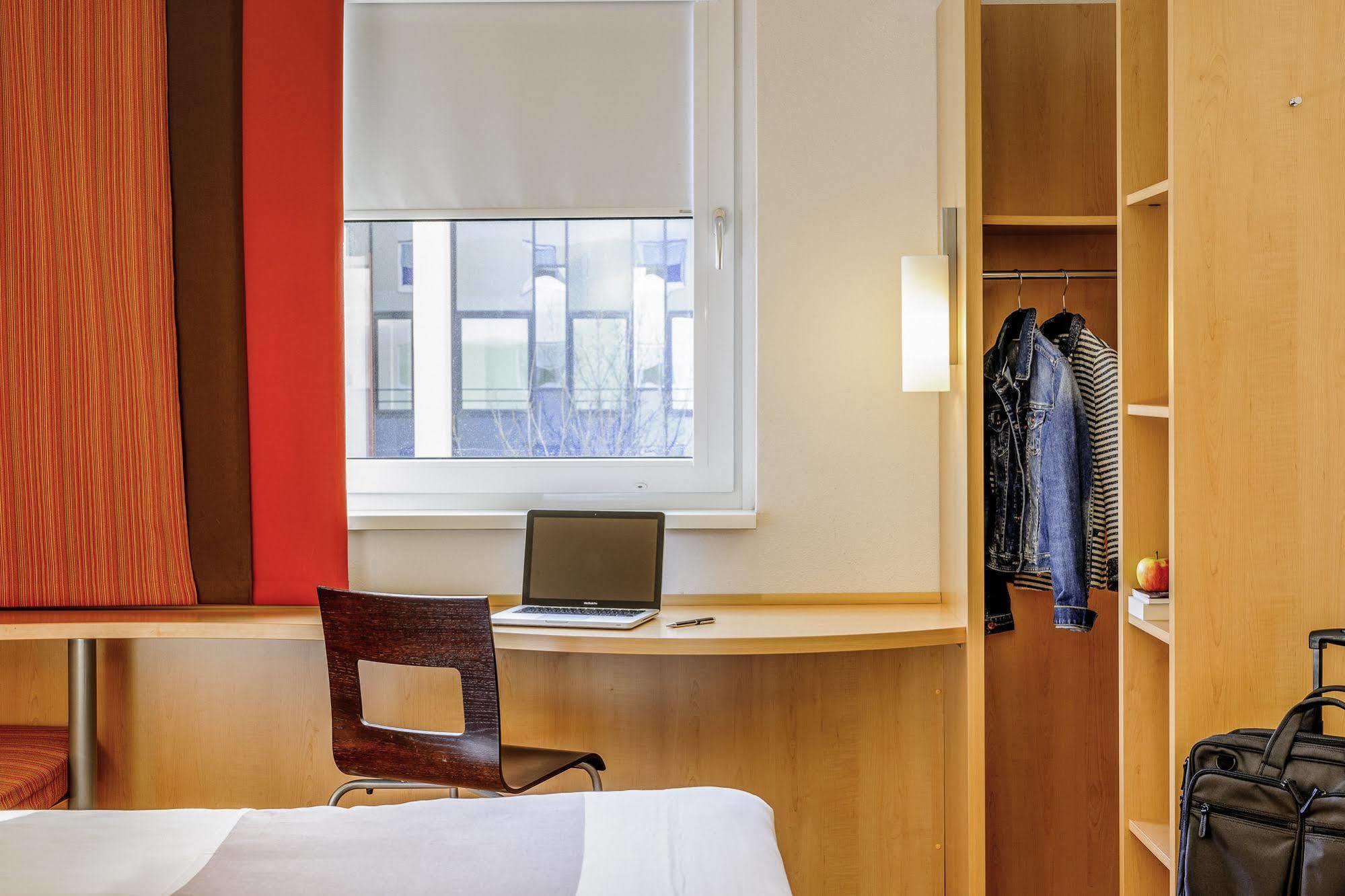 Hotel Ibis Basel Bahnhof Extérieur photo